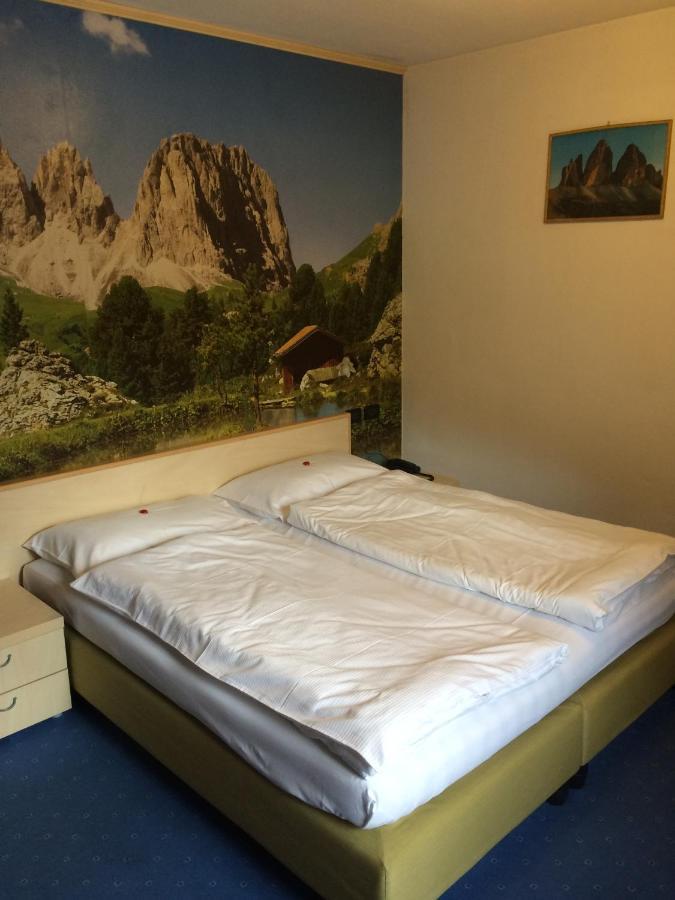 Hotel El Geiger Pozza di Fassa Eksteriør billede